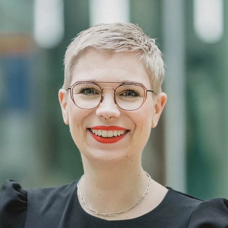 Anja Tiwisina